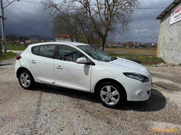 AVCI GALERİ'den 2011 MEGANE 1.5 DCİ EXPESSİON
