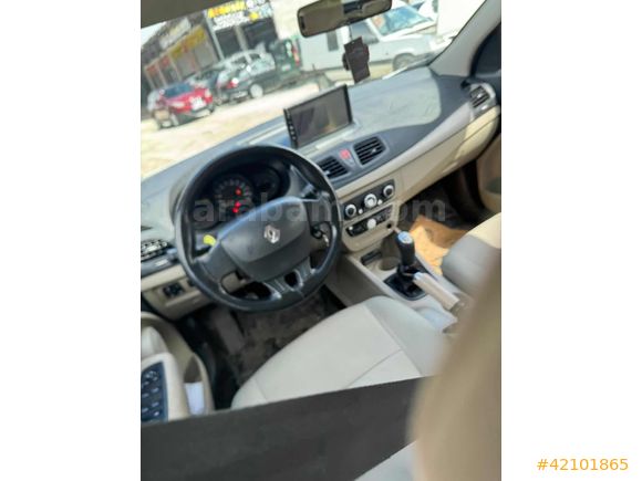 AVCI GALERİ'den 2011 MEGANE 1.5 DCİ EXPESSİON