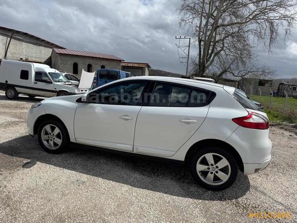 AVCI GALERİ'den 2011 MEGANE 1.5 DCİ EXPESSİON