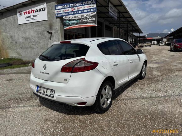 AVCI GALERİ'den 2011 MEGANE 1.5 DCİ EXPESSİON