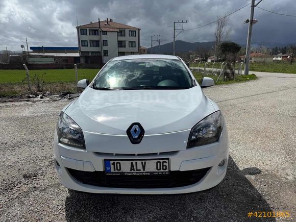 AVCI GALERİ'den 2011 MEGANE 1.5 DCİ EXPESSİON