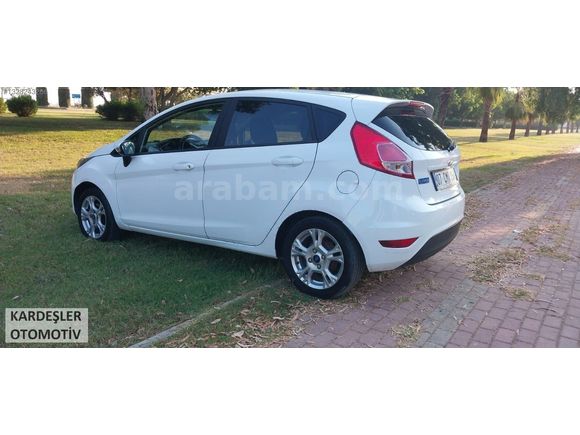 FORD FİESTA HATASIZ BOYASIZ