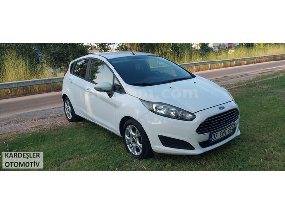 FORD FİESTA HATASIZ BOYASIZ