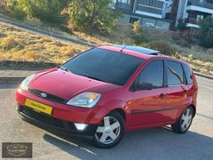 2003 MODEL FİESTA SUNROOFLU 8 HAVA YASTIKLI EN DOLUSU