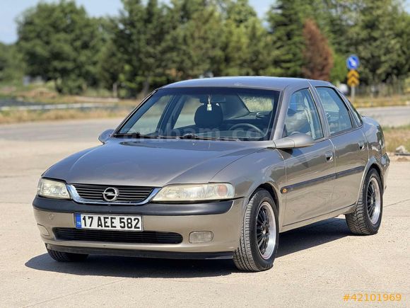 AVCI GALERİDEN 1997 OPEL VECTRA 1.6 GL