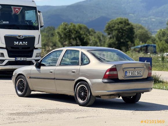 AVCI GALERİDEN 1997 OPEL VECTRA 1.6 GL