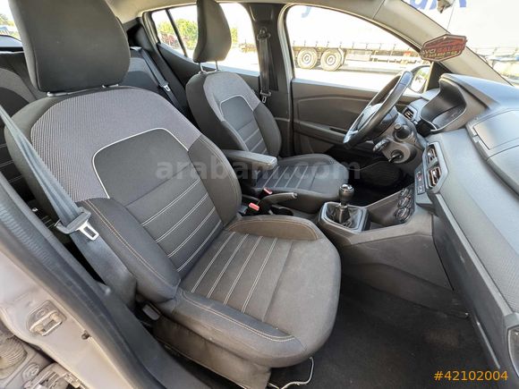 AVCI GALERİDEN 2022 HATASIZ , BOYASIZ SANDERO STEPWAY 1.0 TCE