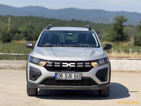 AVCI GALERİDEN 2022 HATASIZ , BOYASIZ SANDERO STEPWAY 1.0 TCE