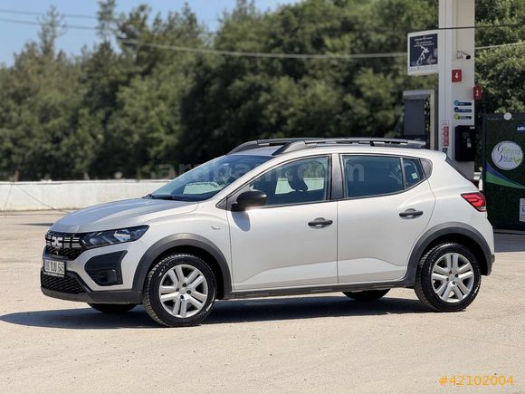 AVCI GALERİDEN 2022 HATASIZ , BOYASIZ SANDERO STEPWAY 1.0 TCE