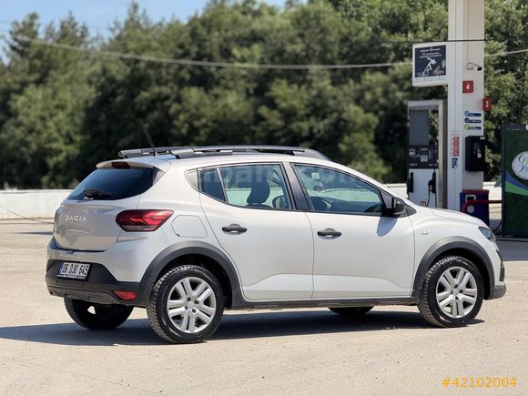 AVCI GALERİDEN 2022 HATASIZ , BOYASIZ SANDERO STEPWAY 1.0 TCE