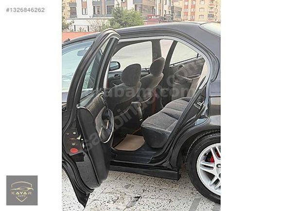 KAYAR AUTO`dan 98 MODEL 1.6 İ ES DEĞİŞENSİZ HONDA CİVİC