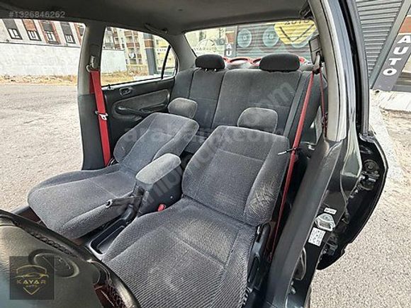KAYAR AUTO`dan 98 MODEL 1.6 İ ES DEĞİŞENSİZ HONDA CİVİC