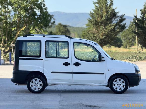 AVCI GALERİDEN 2002 DOBLO COMBİ
