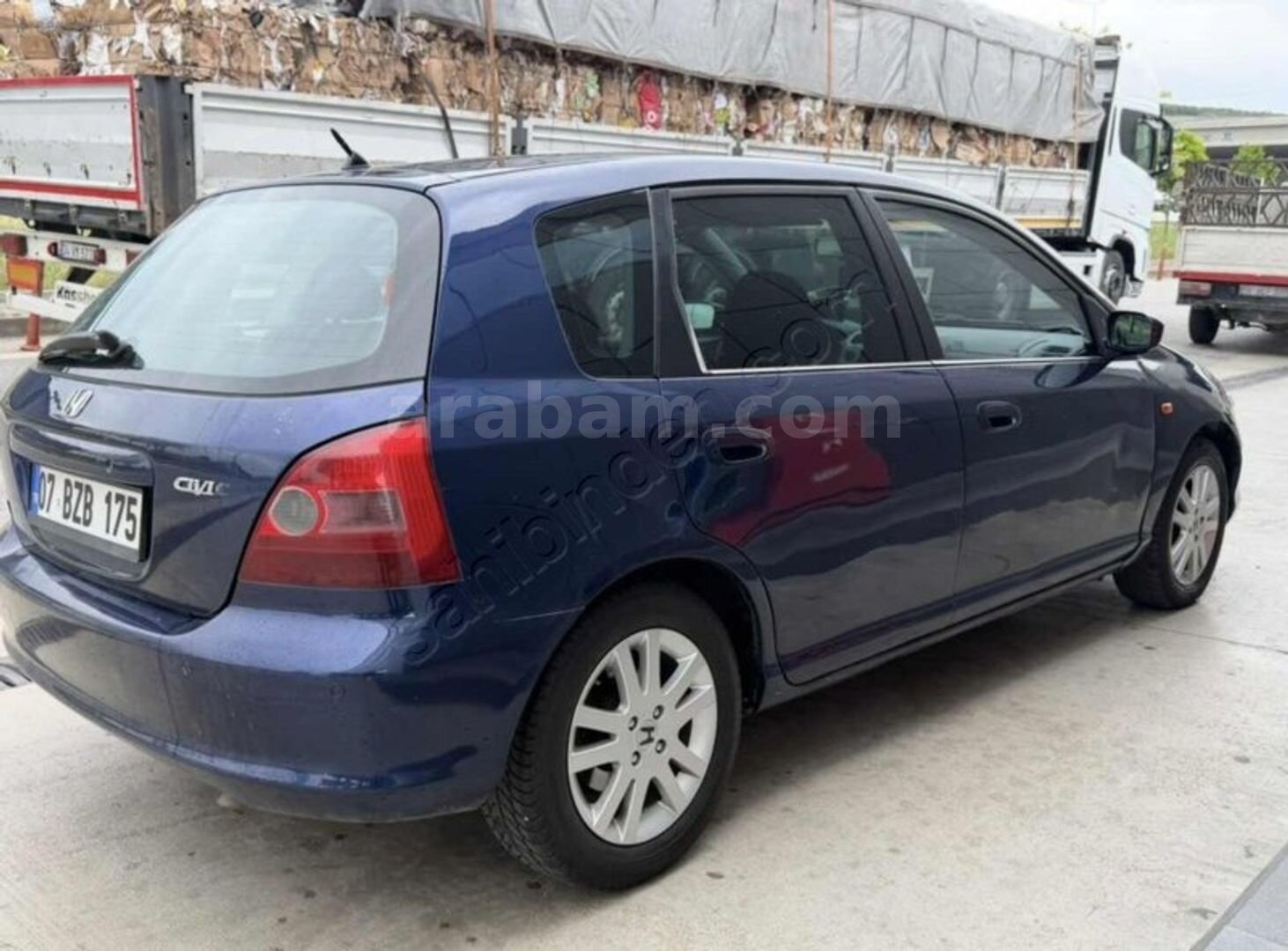 Galeriden Honda Civic 1.6 LS 2002 Model Mersin 370.000 km Mavi 2