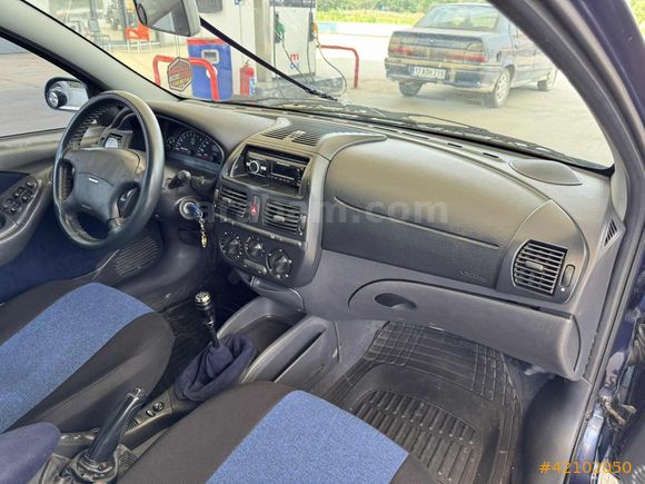 AVCI GALERİDEN EMSALSİZ 2001 MODEL 1.6 16v FULL MAREA