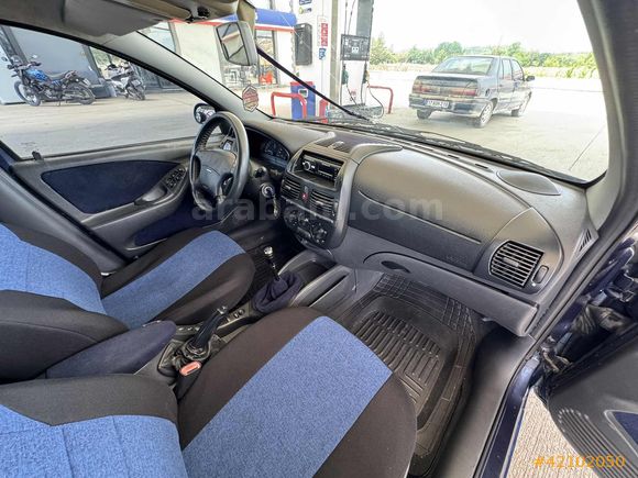 AVCI GALERİDEN EMSALSİZ 2001 MODEL 1.6 16v FULL MAREA