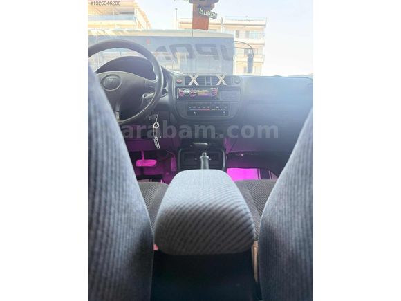 HONDA CİVİC 1.6 İ ES 125 HP