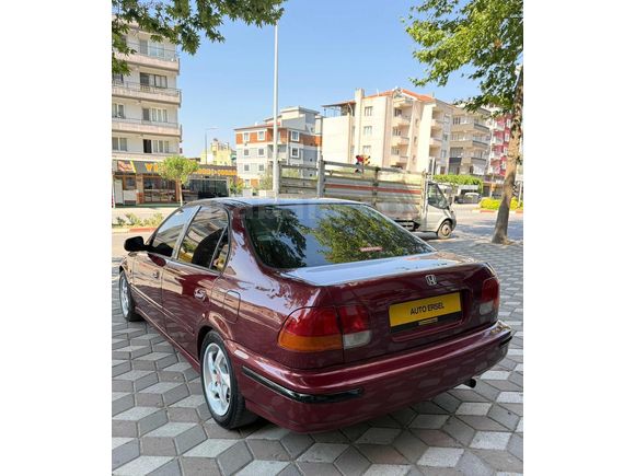 HONDA CİVİC 1.6 İ ES 125 HP
