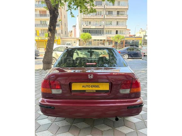 HONDA CİVİC 1.6 İ ES 125 HP