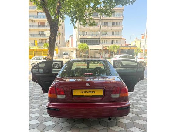 HONDA CİVİC 1.6 İ ES 125 HP