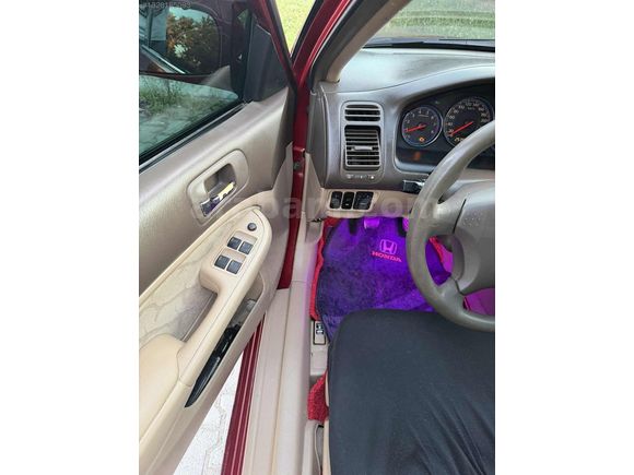 EFENDİ'DEN HONDA CİVİC 1.6 VTEC LS TEMİZ DURUMDA