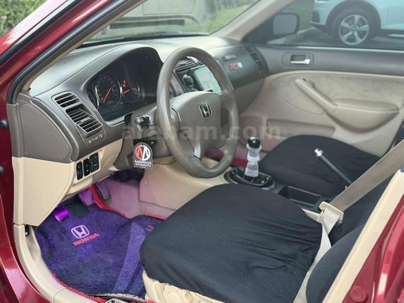 EFENDİ'DEN HONDA CİVİC 1.6 VTEC LS TEMİZ DURUMDA