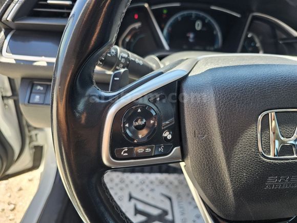 MATUR DAN:)2020 HONDA CİVİC 80.000 DE