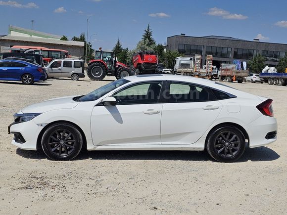MATUR DAN:)2020 HONDA CİVİC 80.000 DE