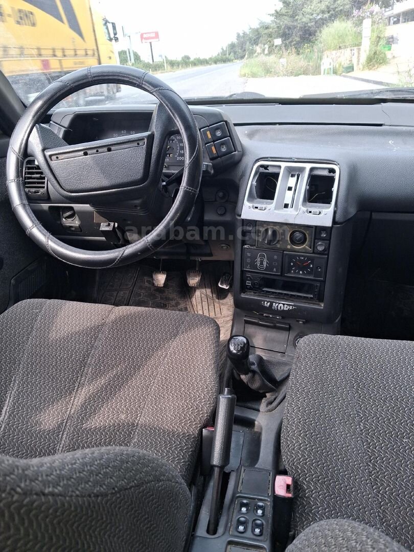 Sahibinden Lada Vega 1.5 2000 Model İzmir 233.000 km Beyaz 6