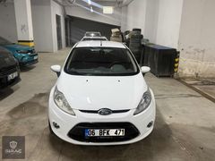 2011 MODEL FORD FİESTA 1.4 TİTANİUM X OTOMATİK VİTES