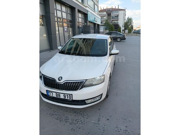 Sahibinden Skoda Rapid 1.6 TDI GreenTec Style 2015 Model