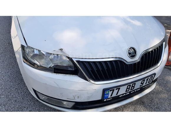 Sahibinden Skoda Rapid 1.6 TDI GreenTec Style 2015 Model