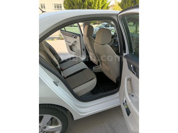 Sahibinden Skoda Rapid 1.6 TDI GreenTec Style 2015 Model