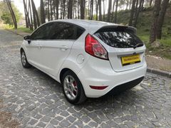 Dalkıran otomotiv den hatasız boyasız Fiesta benzin/LPG li