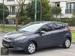 FORD FİESTA OTOMATİK DÜŞÜK KM HATASIZ KONDİSYON