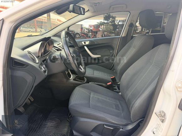 2012 FORD FİESTA 1.4 TİTANİUM X 177.000 KM