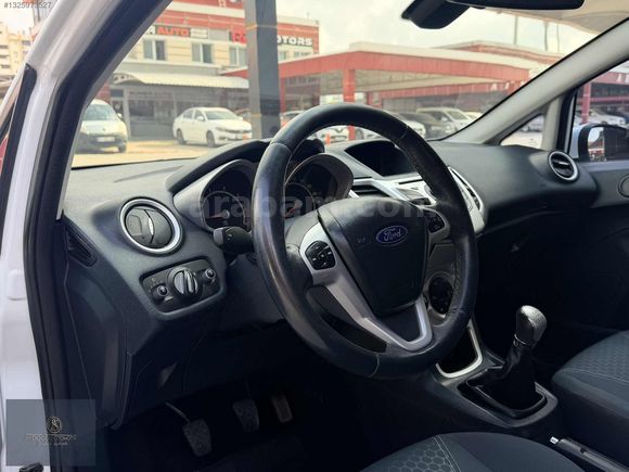 2012 FORD FİESTA 1.4 TİTANİUM X 177.000 KM