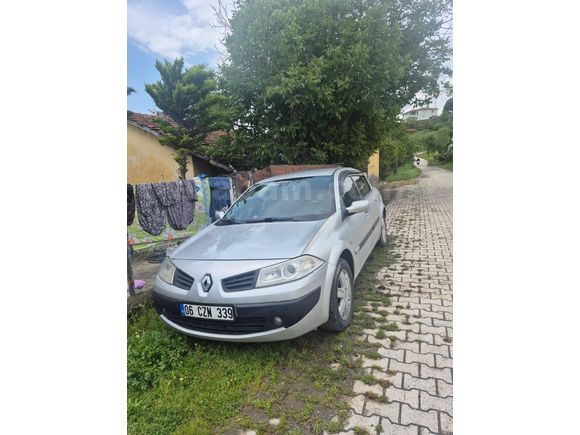 Sahibinden Renault Megane 2.0 Dynamique 2006 Model