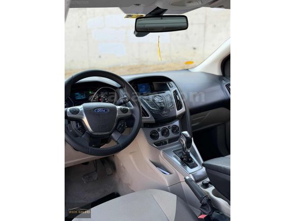KM 91 BİNDE OTOMATİK DEĞİŞENSİZ 2012 FOCUS 1.6 Ti-VCT STYLE FULL