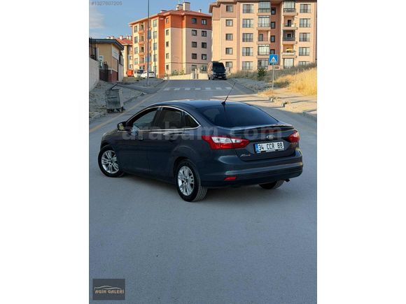 KM 91 BİNDE OTOMATİK DEĞİŞENSİZ 2012 FOCUS 1.6 Ti-VCT STYLE FULL