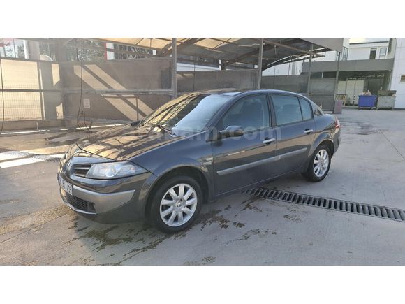 Megane 1.5 dCi  2009  110 luk. 6 iler