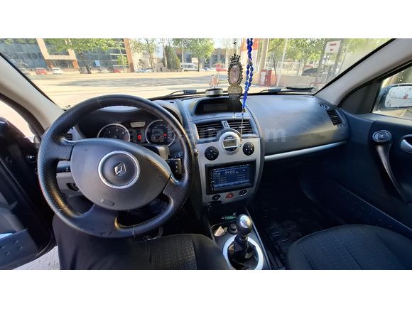 Megane 1.5 dCi  2009  110 luk. 6 iler