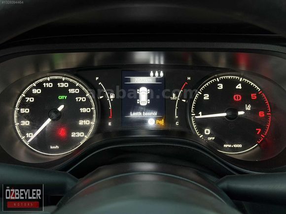 ÖZBEYLER MOTORS'DAN EMSALSİZ TEMİZLİKTE / 7.ooo KM'DE 1.6 EGEA +