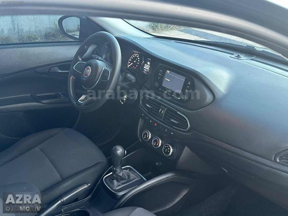 2024 MODEL 1.6 DİZEL OTOMATİK 42 BİN KM HATASIZ BOYASIZ
