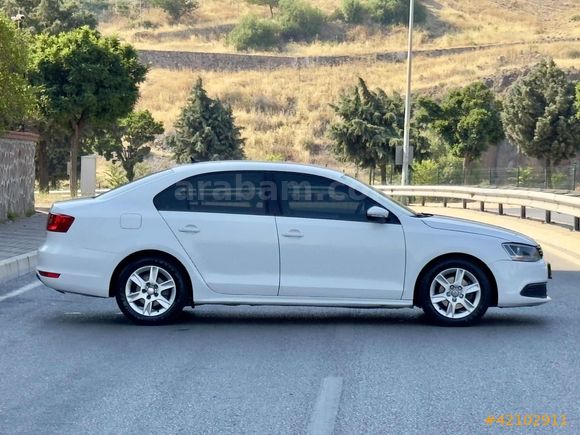 2012 VOLKSWAGEN JETTA 1.6 TDİ TRENDLİNE