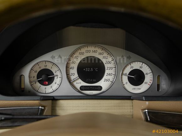 TOLCAR ( MERCEDES BENZ E 220 CDI W 211 )