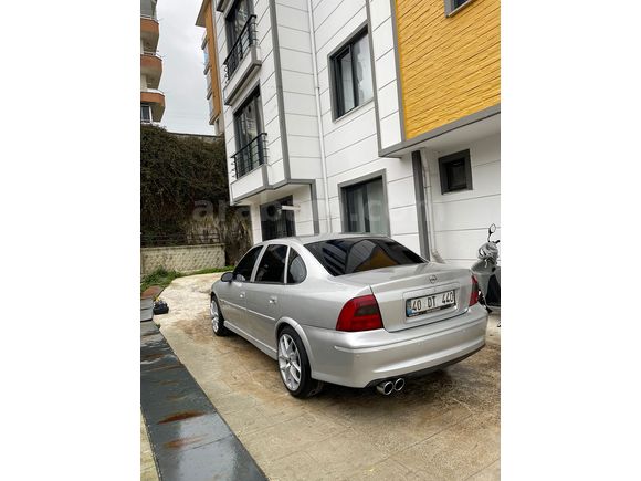 Sahibinden Opel Vectra 2.0 CD 2000 Model 