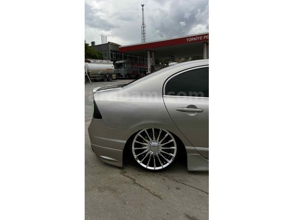 Sahibinden Honda Civic 1.6i VTEC Elegance 2007 Model 