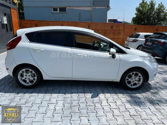 2012 MODEL FORD FIESTA 1.4 TDCI 70 HP TITANIUM