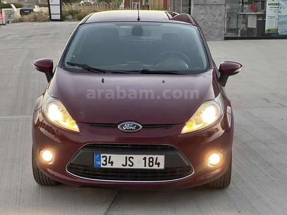 2011 FORD FİESTA 1.4 TDCİ TİTANİUM X "152" BİNDE CAM GİBİ